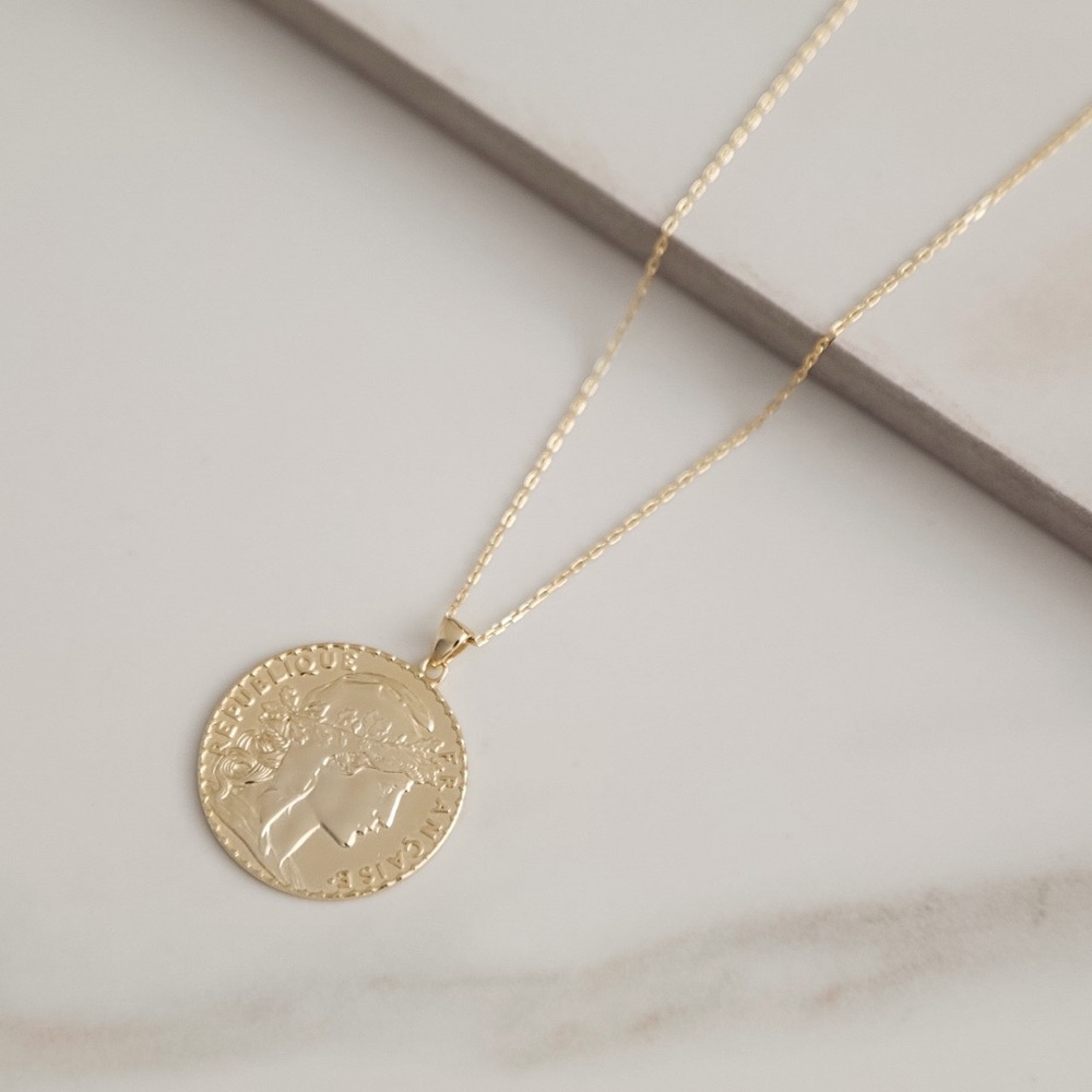 SoldOut11thStreet - Picture 2 of 8